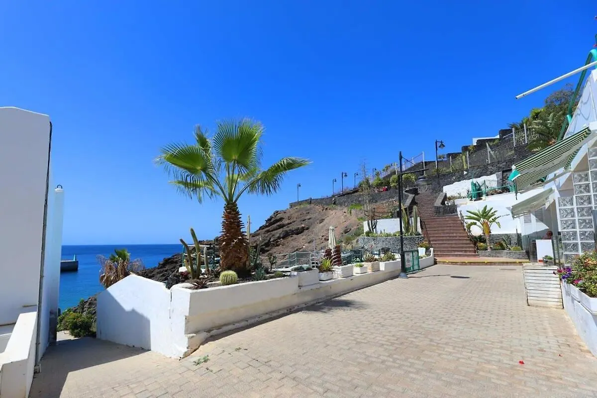 Buena Pesca 2 - Two Bed Apartment Puerto del Carmen  0*, Puerto del Carmen (Lanzarote) Spain